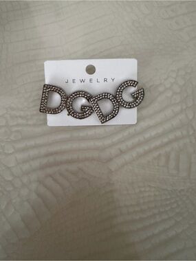 Silver Crystal DGDG Letter Brooch Pin